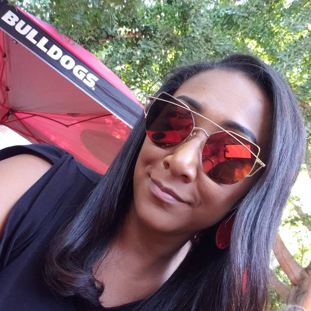 Meet your Posher, Linda